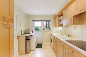 Kitchen- click for photo gallery